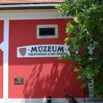 Babamúzeum, Panoptikum, Csigaparlament