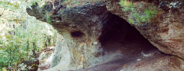 Vadlánlik-cave