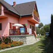 Balatongyörök - Tóth Ferienhaus